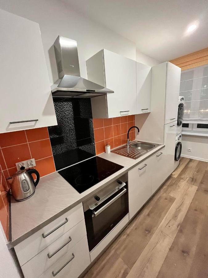 Luksusowy Apartament Przy Dworcu Щецин Экстерьер фото